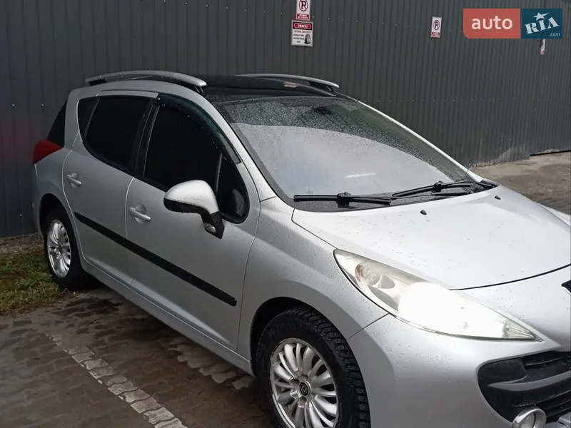 Peugeot 207