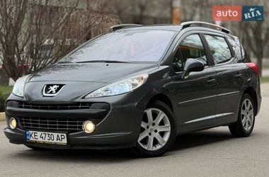 Хетчбек Peugeot 207 2008 в Дніпрі
