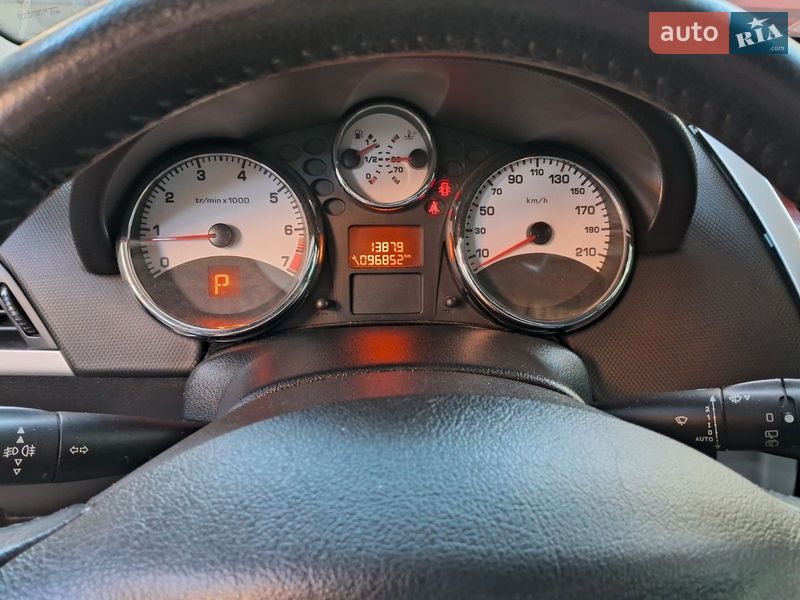 Хэтчбек Peugeot 207 2012 в Киеве фото 7 Хэтчбек Peugeot 207 2012 в Киеве