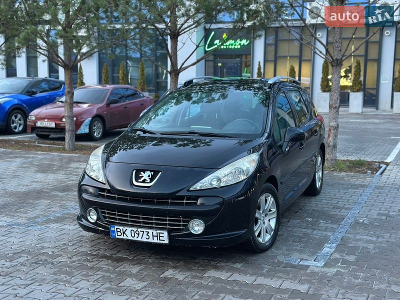 Универсал Peugeot 207 2009 в Ровно