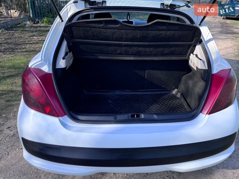 Хэтчбек Peugeot 207 2008 в Хмельницком фото 7 Хэтчбек Peugeot 207 2008 в Хмельницком