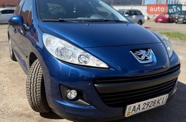 Хетчбек Peugeot 207 2010 в Києві