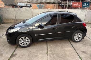 Хэтчбек Peugeot 207 2012 в Ильинцах