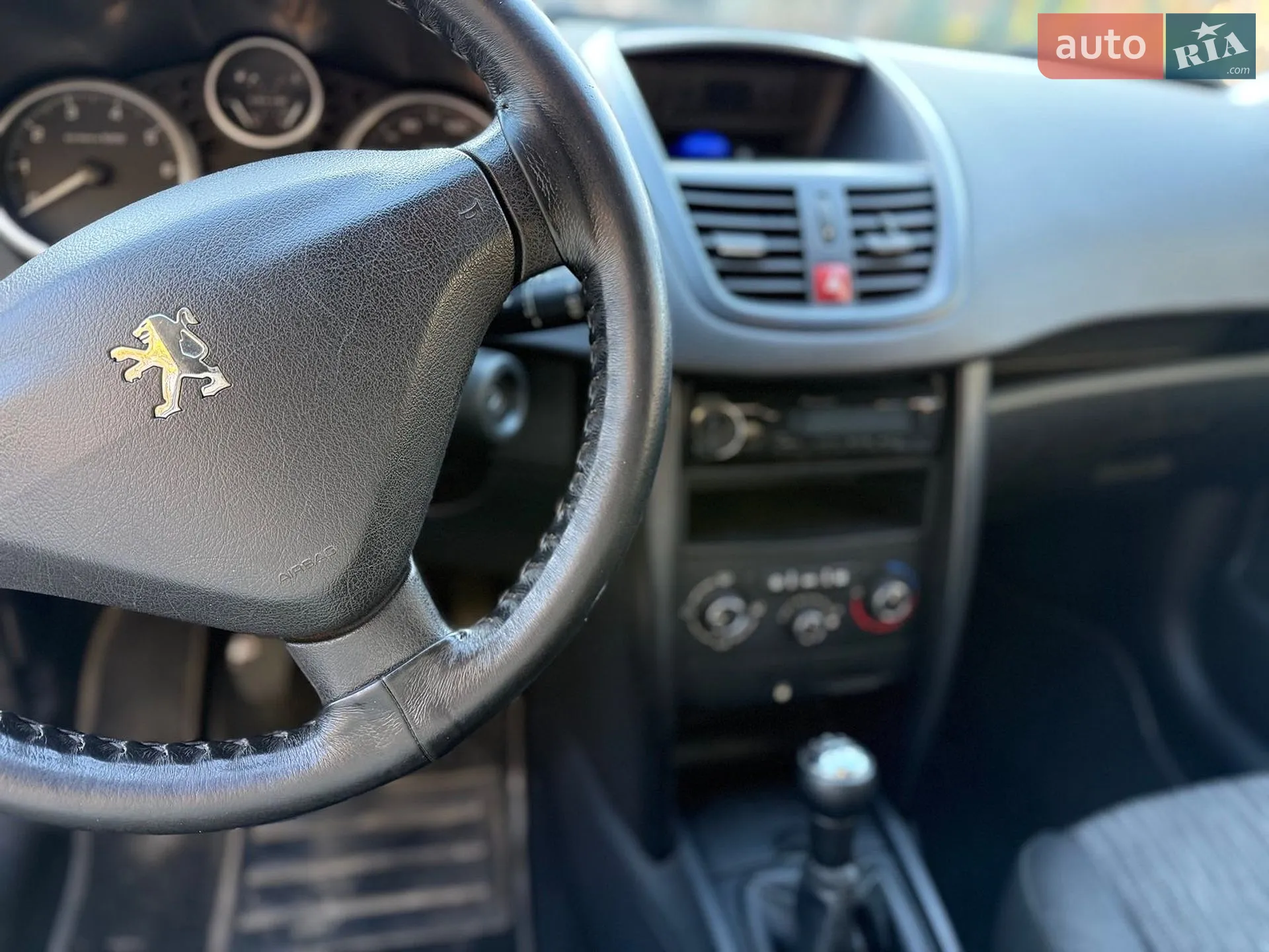 2010 Peugeot 207 - мініатюра 9