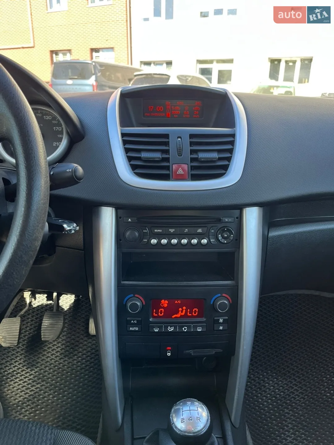 2011 Peugeot 207 - мініатюра 5