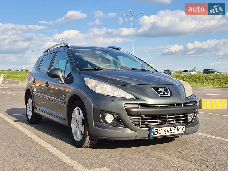 Peugeot 207 2010