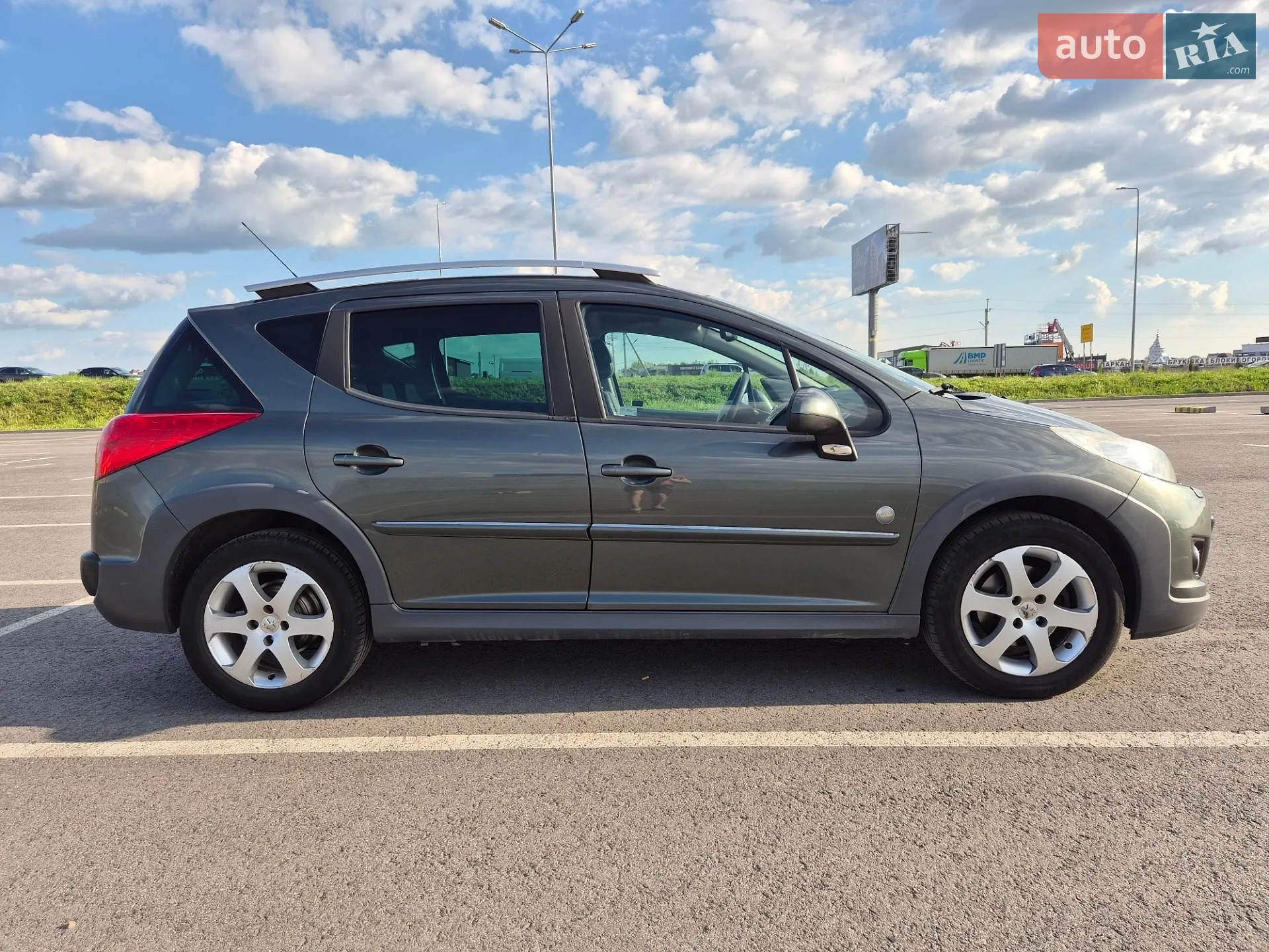 2010 Peugeot 207 - мініатюра 10