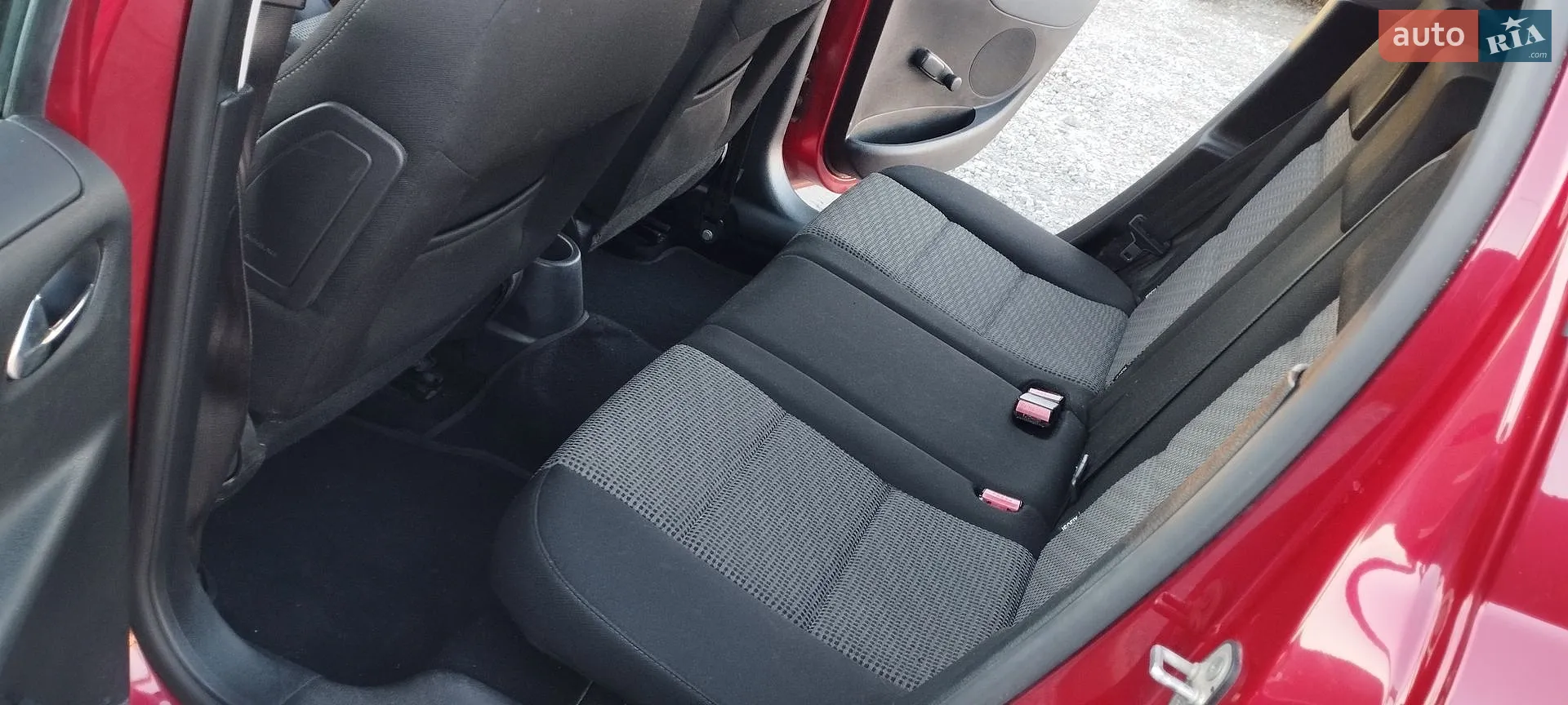 2010 Peugeot 207 - мініатюра 8