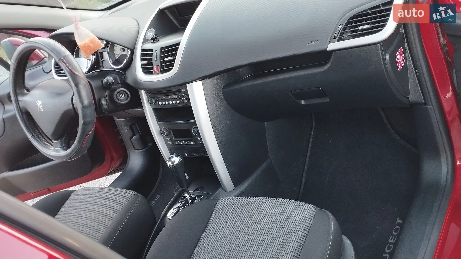2010 Peugeot 207 - мініатюра 10