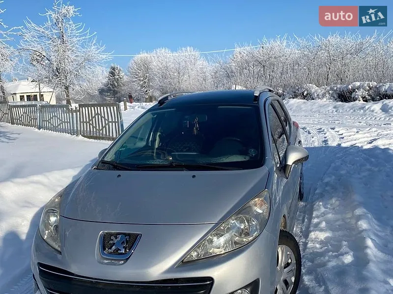 Peugeot 207 2010