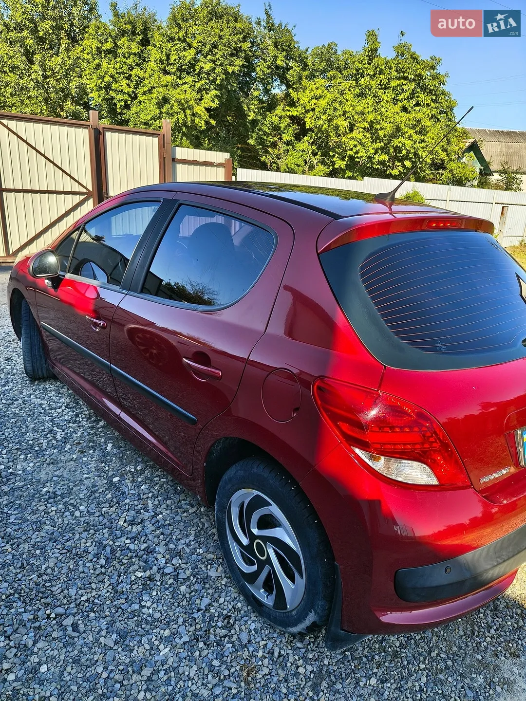 2010 Peugeot 207 - мініатюра 2