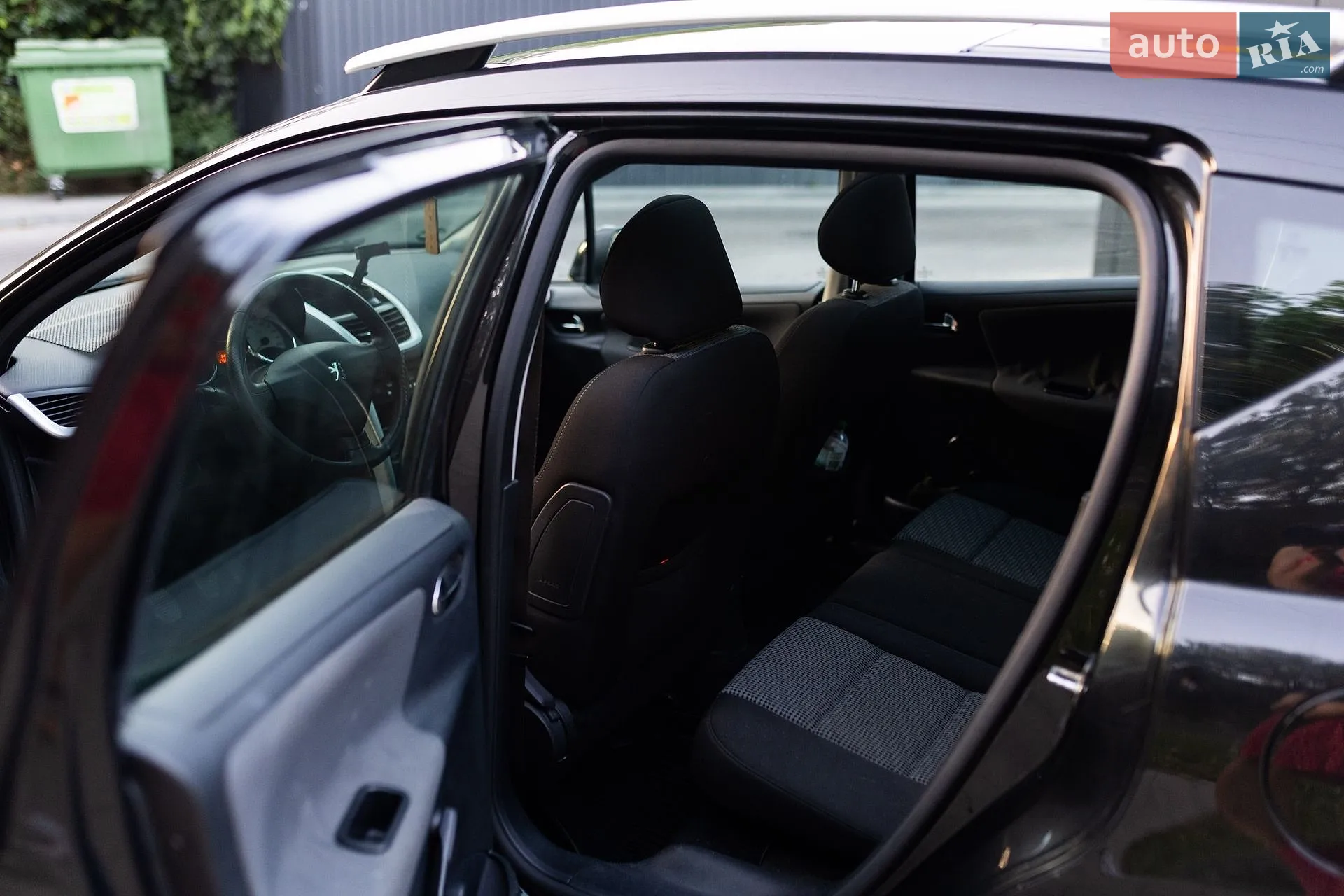 2010 Peugeot 207 - мініатюра 12