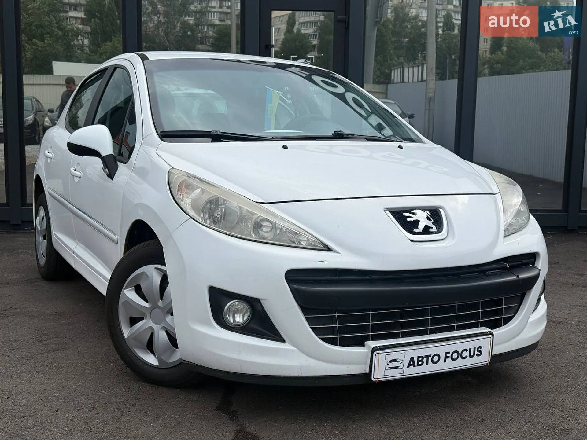 2012 Peugeot 207 - мініатюра 2