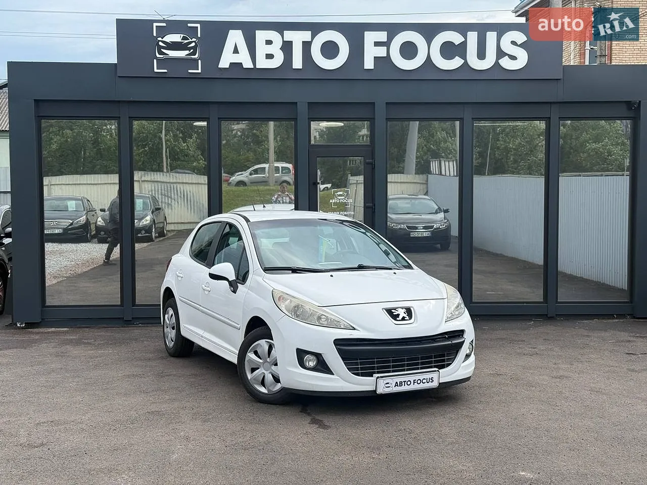2011 Peugeot 207 - мініатюра 23