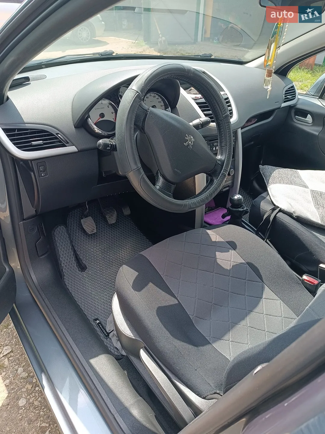 2011 Peugeot 207 - мініатюра 11