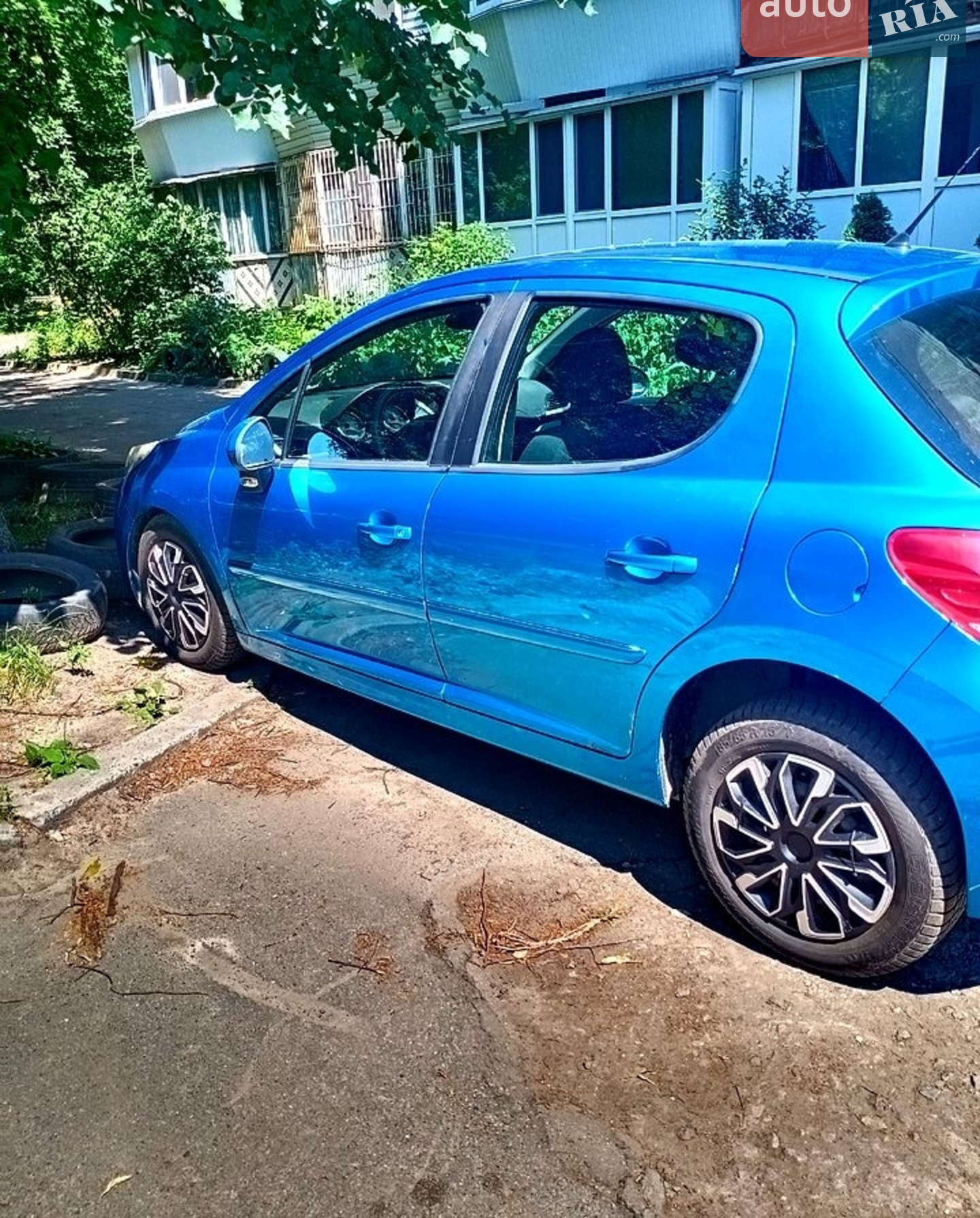 2011 Peugeot 207 - фото 1