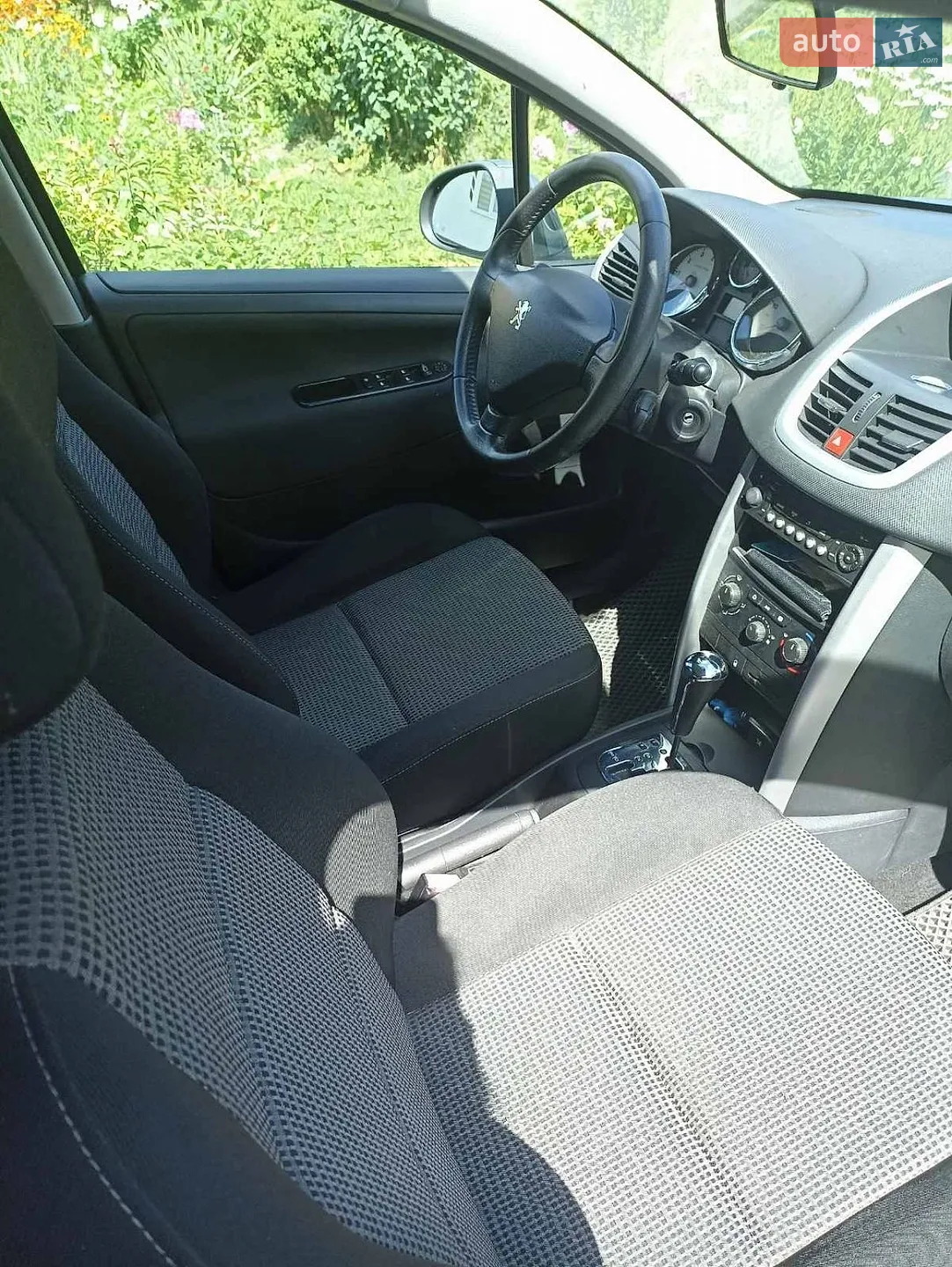 2010 Peugeot 207 - мініатюра 5