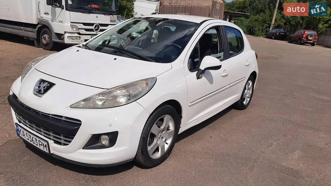 2010 Peugeot 207 - мініатюра 16