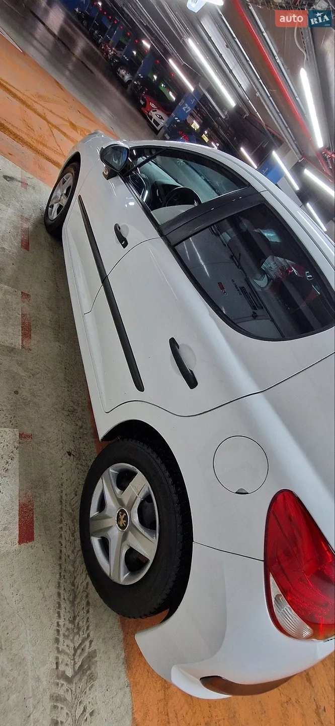 2011 Peugeot 207 - мініатюра 9