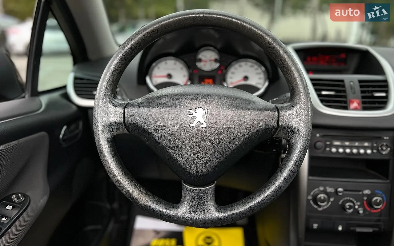 2010 Peugeot 207 - мініатюра 10