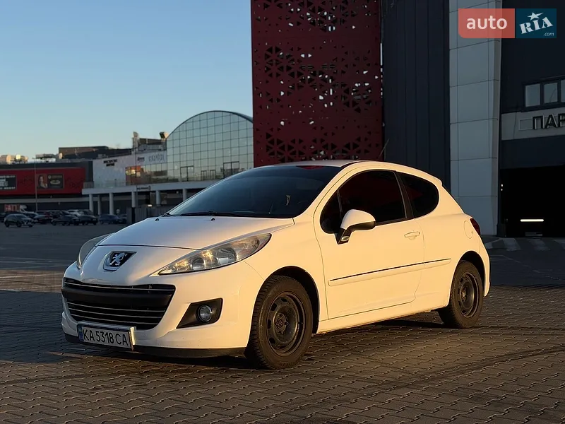 Peugeot 207 2011