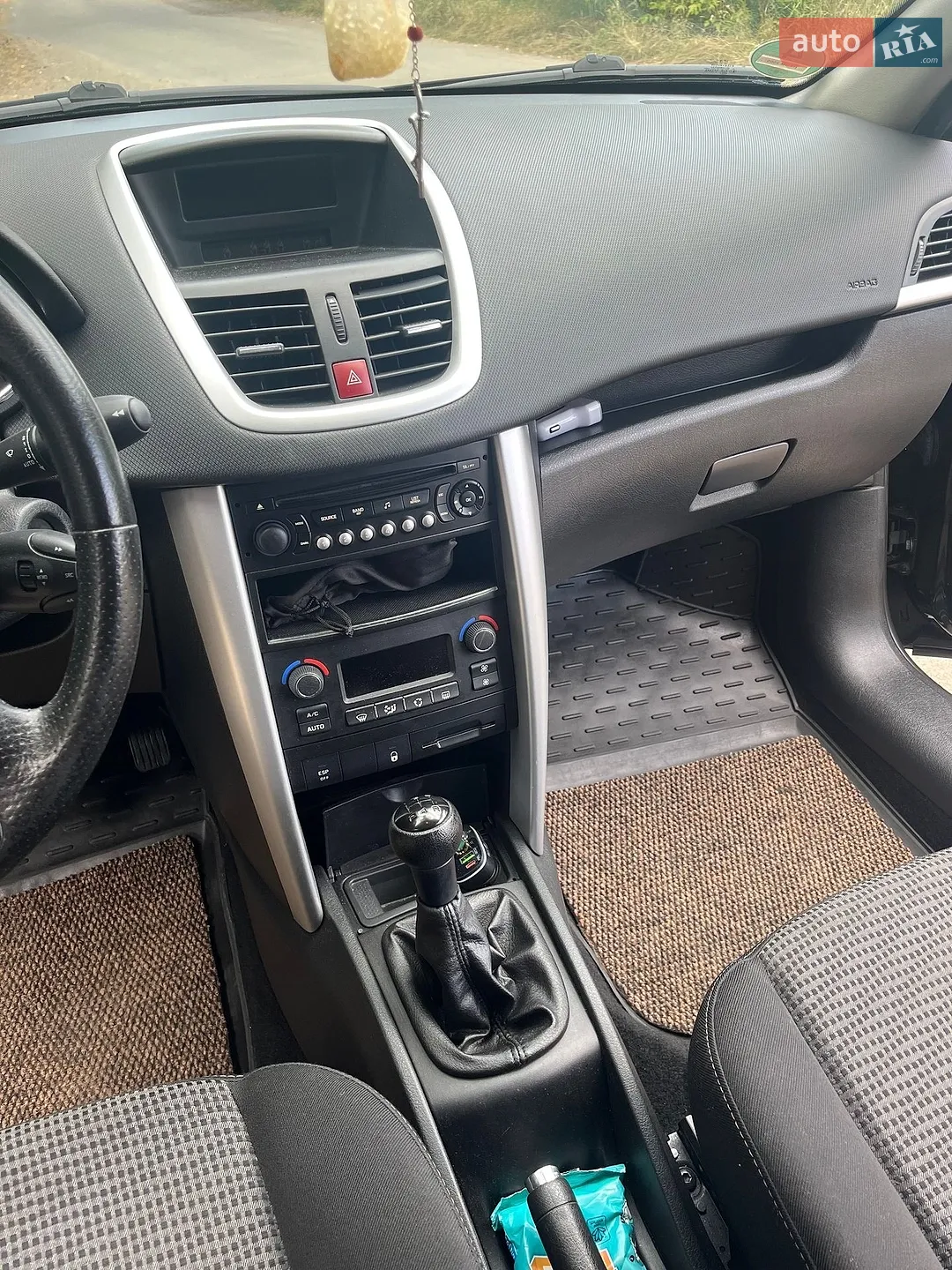 2010 Peugeot 207 - мініатюра 3