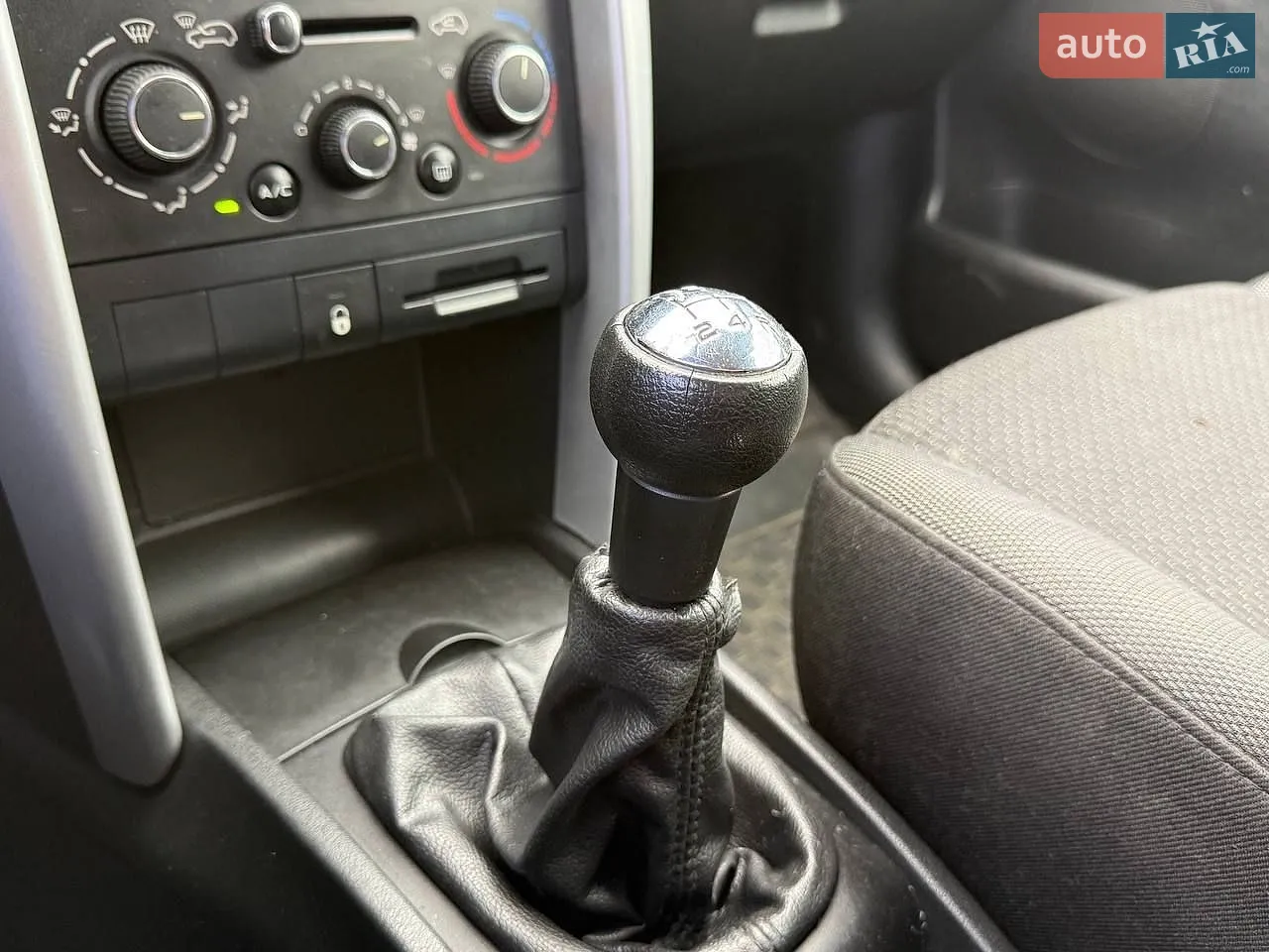 2011 Peugeot 207 - мініатюра 16
