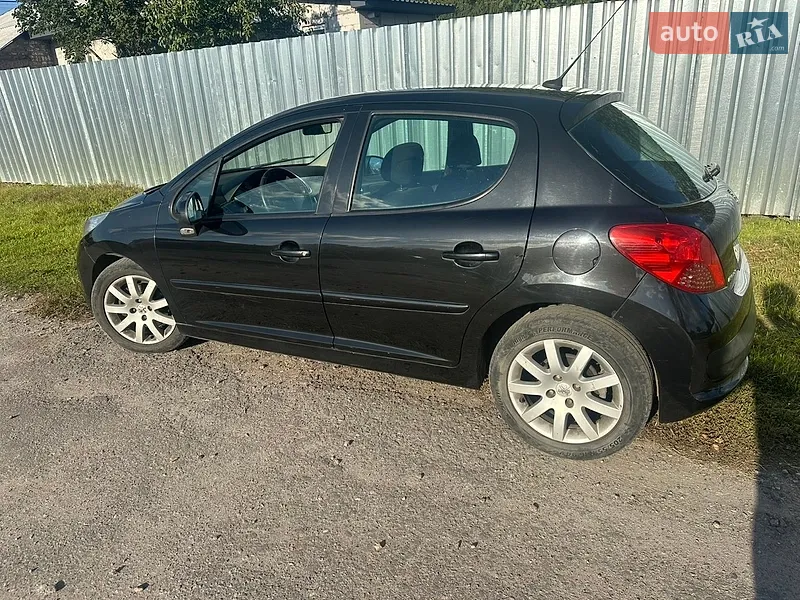 Peugeot 207