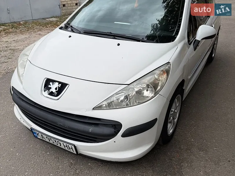 Peugeot 207 2011
