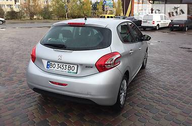 Хэтчбек Peugeot 208 2014 в Тернополе