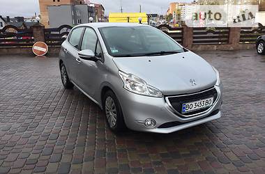 Хэтчбек Peugeot 208 2014 в Тернополе