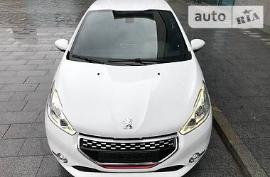 Хэтчбек Peugeot 208 2014 в Харькове