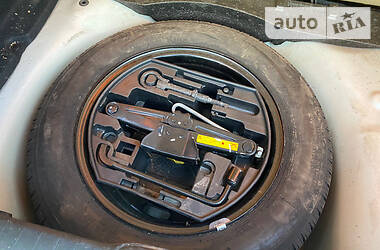 Хетчбек Peugeot 208 2014 в 