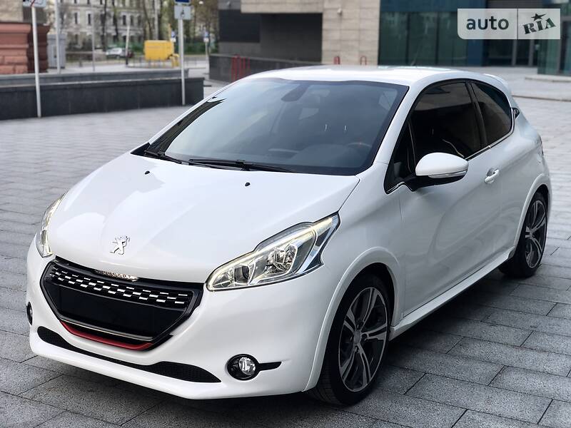 Хетчбек Peugeot 208 2014 в Харкові