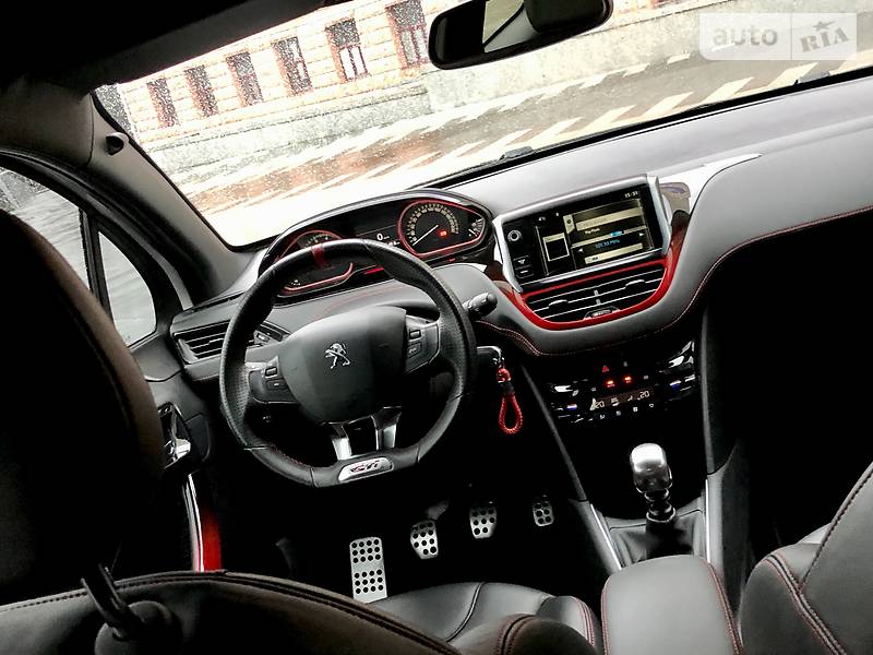 Хетчбек Peugeot 208 2014 в Харкові