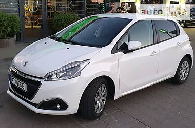 Хэтчбек Peugeot 208 2019 в Киеве