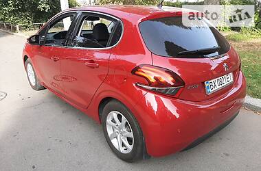 Хетчбек Peugeot 208 2017 в Хмельницькому