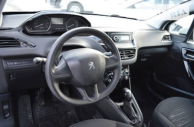 Хэтчбек Peugeot 208 2016 в Киеве