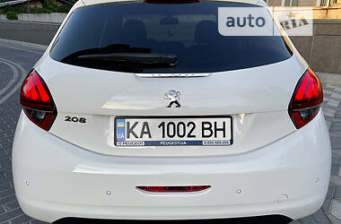 Хетчбек Peugeot 208 2019 в Києві