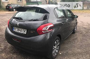 Хэтчбек Peugeot 208 2012 в Львове