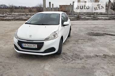 Хэтчбек Peugeot 208 2016 в Днепре