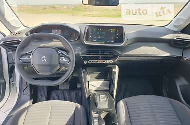 Хэтчбек Peugeot 208 2023 в Ровно