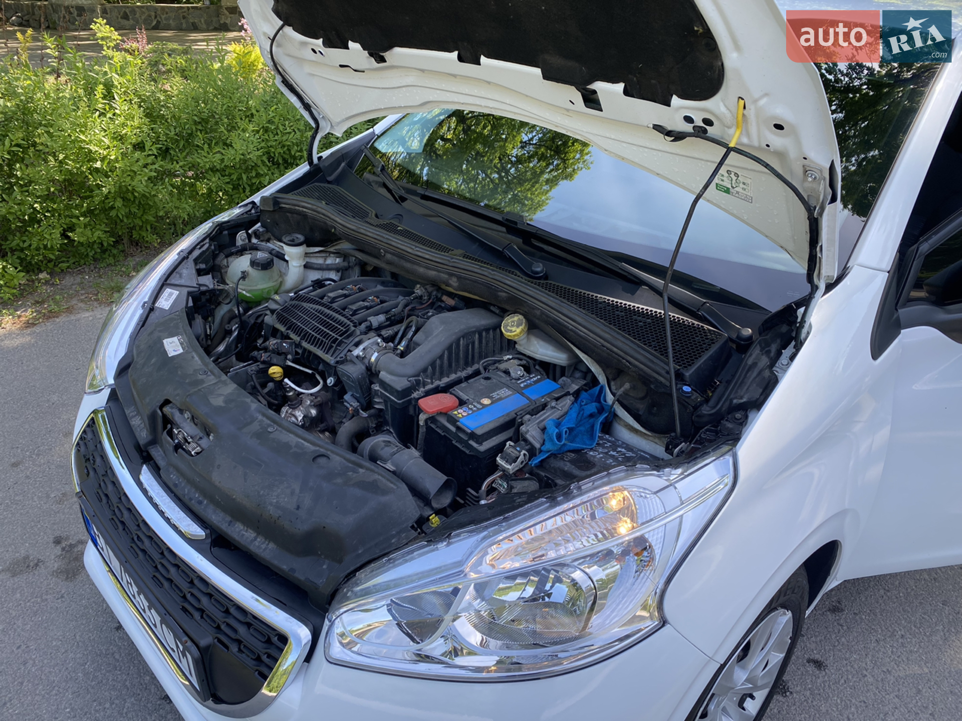 2014 Peugeot 208 - мініатюра 21