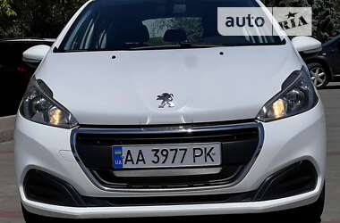 Хэтчбек Peugeot 208 2017 в Днепре