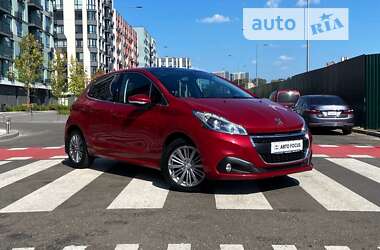 Хетчбек Peugeot 208 2017 в Києві