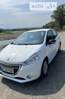 Хетчбек Peugeot 208 2013 в Стрию