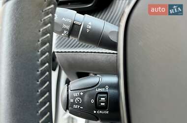 Хэтчбек Peugeot 208 2021 в 