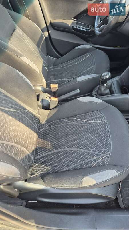 Хэтчбек Peugeot 208 2013 в Павлограде