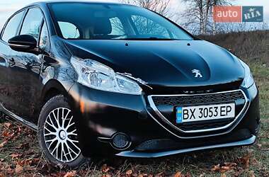 Хэтчбек Peugeot 208 2013 в Изяславе