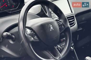 Хэтчбек Peugeot 208 2013 в Харькове